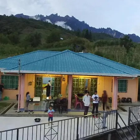 Umies Homestay Kundasang Exterior photo